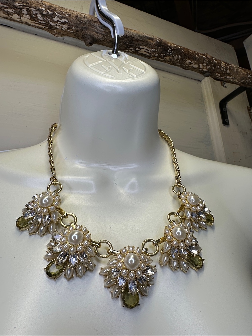 Talbots Necklace - Picture 3 of 3